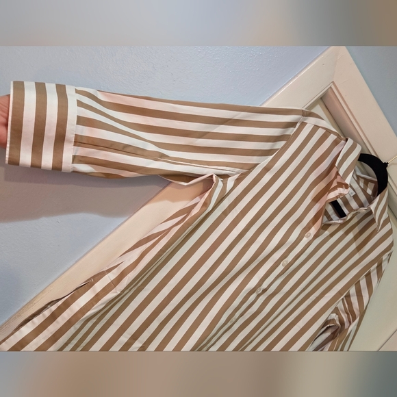 Women's Chico's Neutral Striped Tunic, Size 8. NWT - Picture 9 of 16